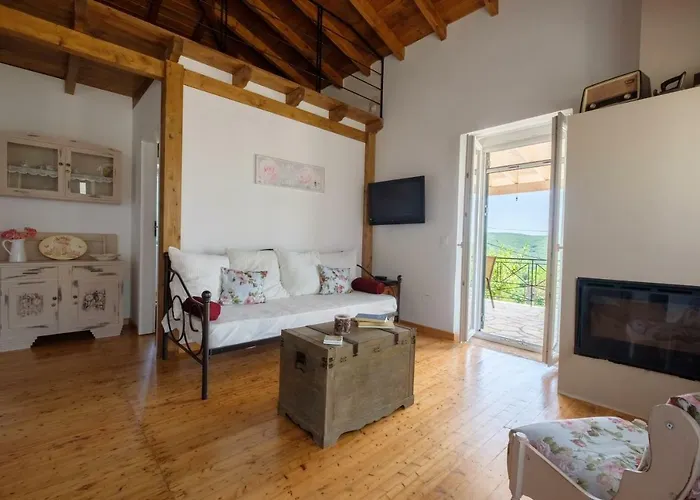 Ferienhaus Koukoutsa House With Swimming Pool Corfu Sokraki