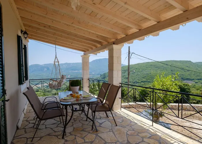 Tatil Evi Koukoutsa House With Swimming Pool Corfu Sokraki *
