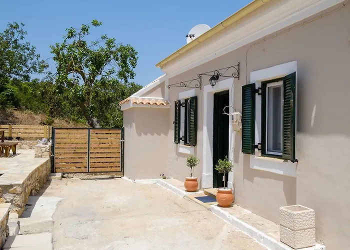 Koukoutsa House With Swimming Pool Corfu Sokraki *